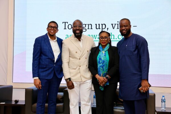 TeamApt x Awabah Press Photo