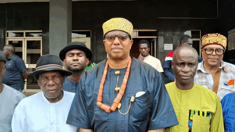 Leaders of the Jumbo house