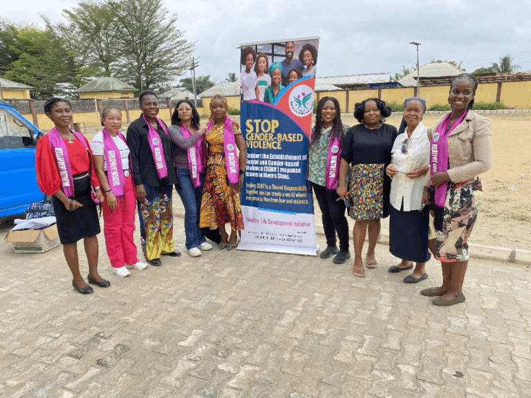 HELDi officials and teachers training girls and young persons on body protection