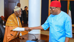 L-R: Nasir Uhor, leader of the Muslim Community with Gov Sim Fubara of Rivers State in a handshake during the visit on Friday