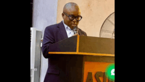 Emeka Ezekwe shines at Unizik AI workshop, bags award