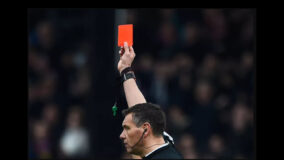 Red-card-referee