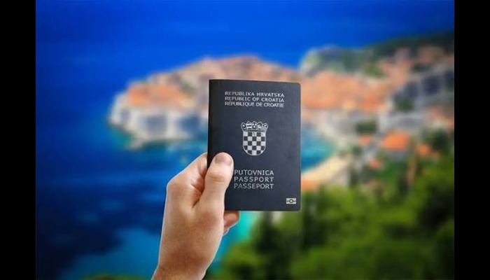 Croatian passport
