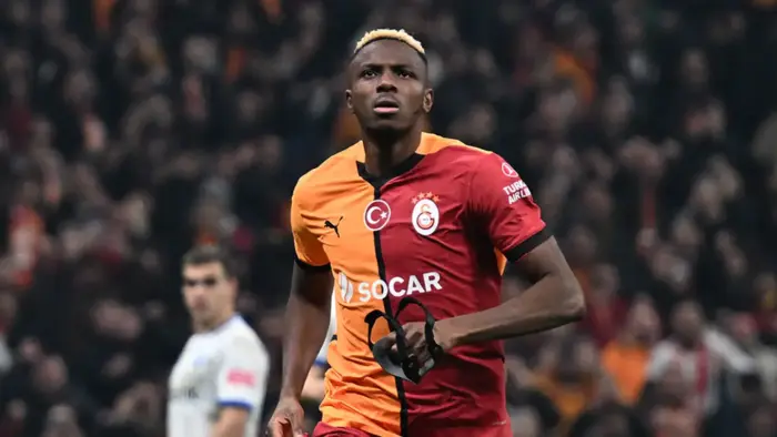 Victor-Osimhen-action