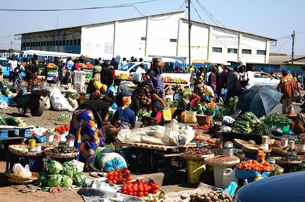 Zambia’s inflation falls for sixth straight month on stronger kwacha, bumper harvest