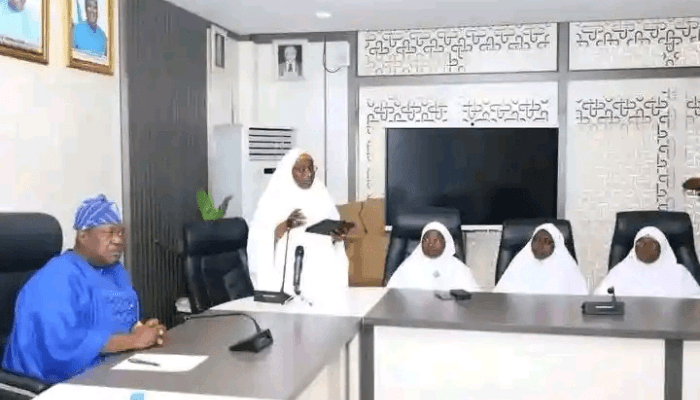 FG vow to secure release of Nigerians in captivity