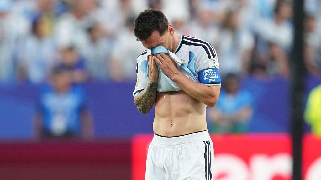 Messi breaks silence on father’s health amid World Cup concern