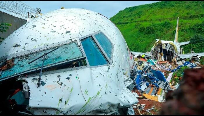 All 12 passengers die in US plane crash in Missouri