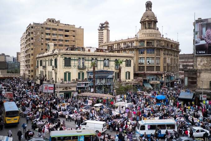 Egypt’s record-low unemployment masks fastest job cuts since 2020