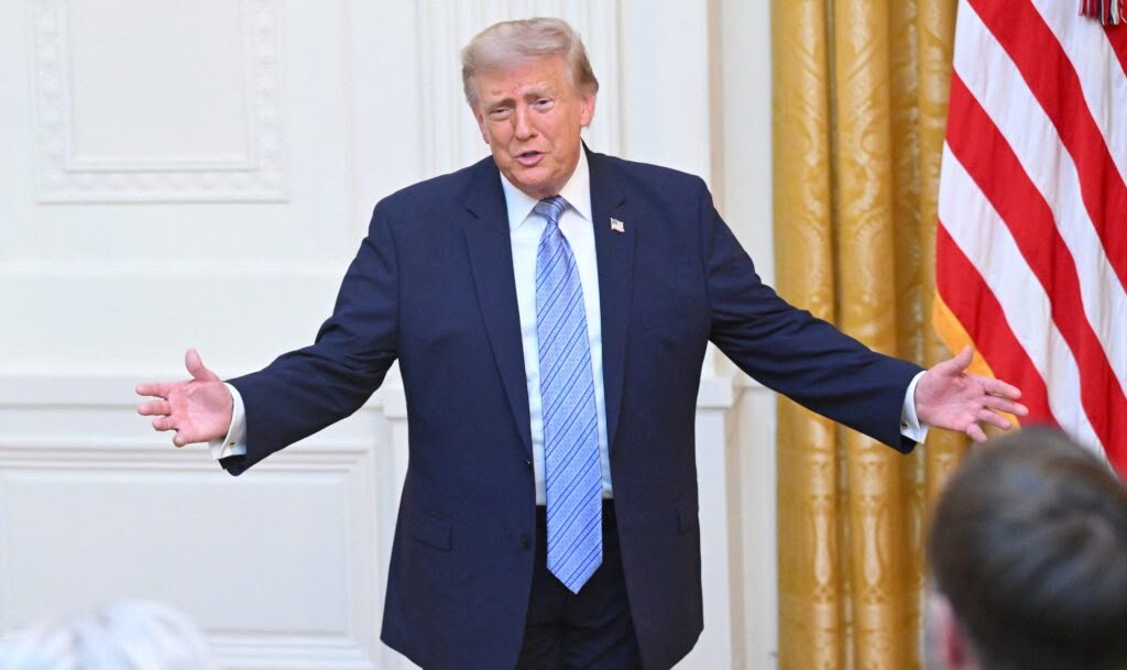 Trump “close” to decision on “massive attack” on Iran, says US media outlet