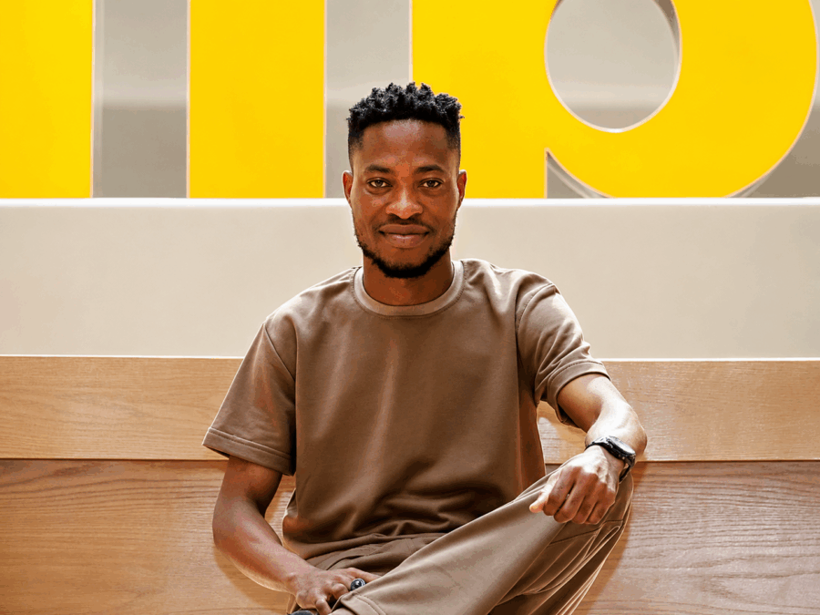 taiwo_portrait_sitting